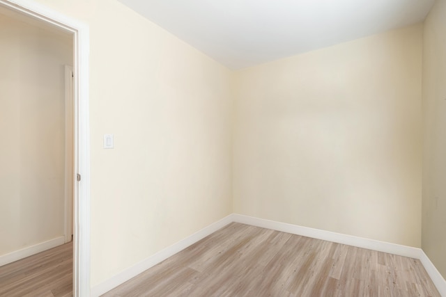 unfurnished room featuring light hardwood / wood-style flooring