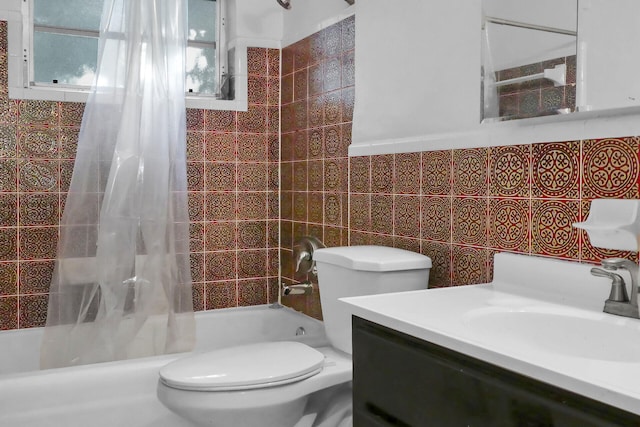 full bath with tile walls, backsplash, shower / bathtub combination with curtain, toilet, and vanity