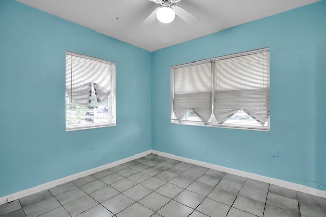 empty room with ceiling fan