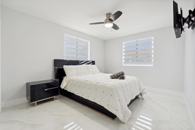 bedroom with ceiling fan