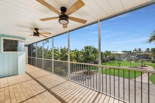 1514 Shaw Dr, Key Largo, FL 33037 - unfurnished sunroom with a ceiling fan