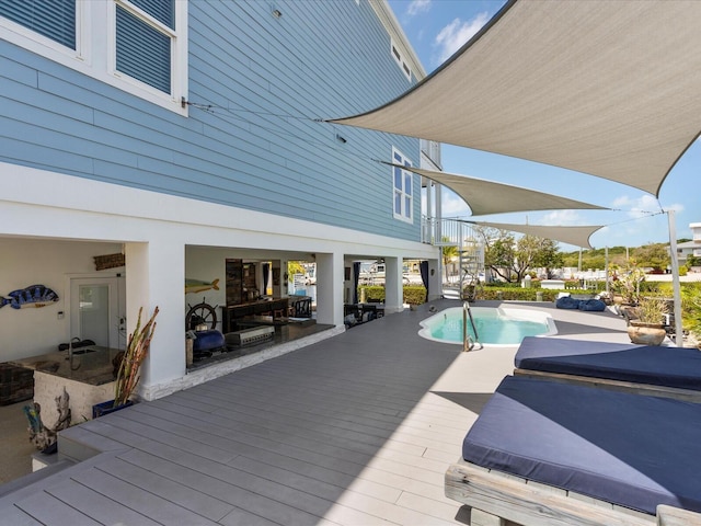 swimming pool featuring a patio