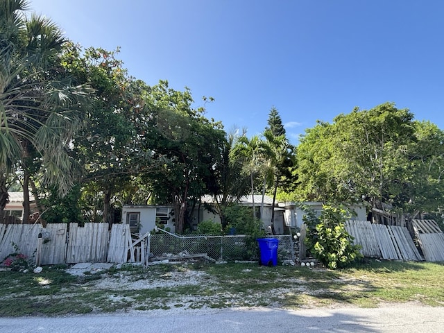 2433 Linda Ave, Key West, FL 33040 - photo 2