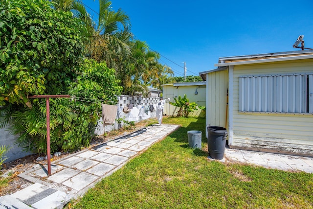 3746 Paula Ave, Key West, FL 33040 - view of yard