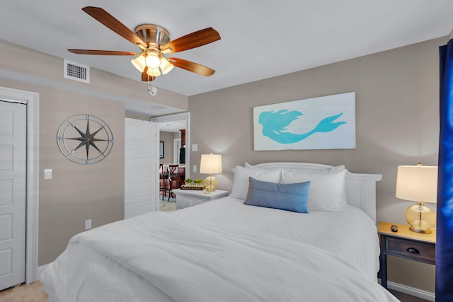 bedroom featuring ceiling fan