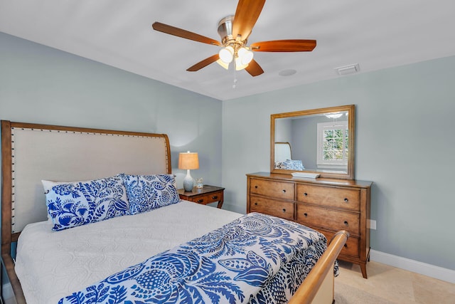 bedroom featuring ceiling fan