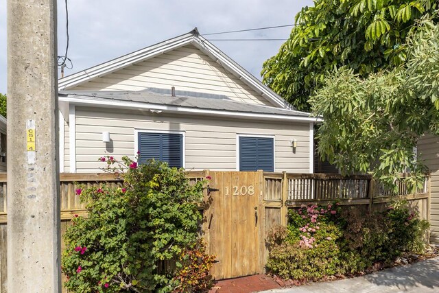 view of front of home