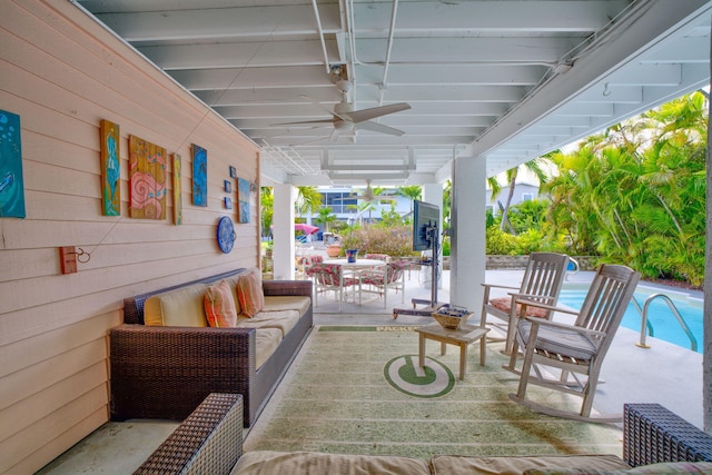 view of patio featuring ceiling fan and an outdoor hangout area