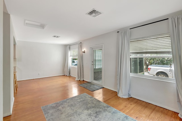 462 Sunset Dr, Key Largo, FL 33037 - entrance foyer with wood finished floors and baseboards
