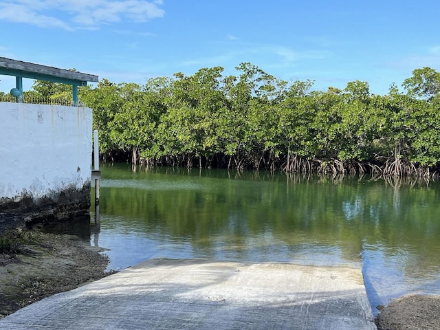 4 Del Mar Blvd, Big Coppitt, FL 33040 - dock with a water view