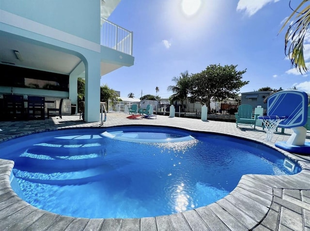 1021 82nd St, Marathon, FL 33050 - view of swimming pool with a pool with connected hot tub and a patio area