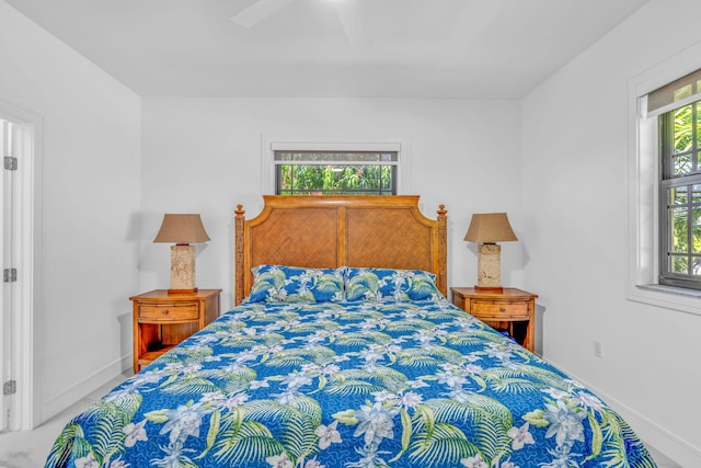 bedroom with ceiling fan