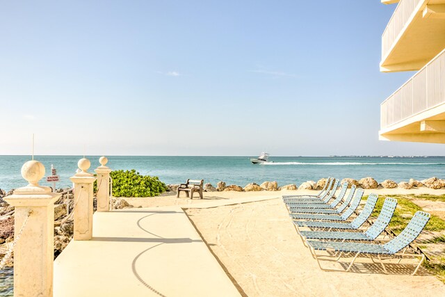1133 W Ocean Dr Unit 2, Key Colony, FL 33051 - property view of water