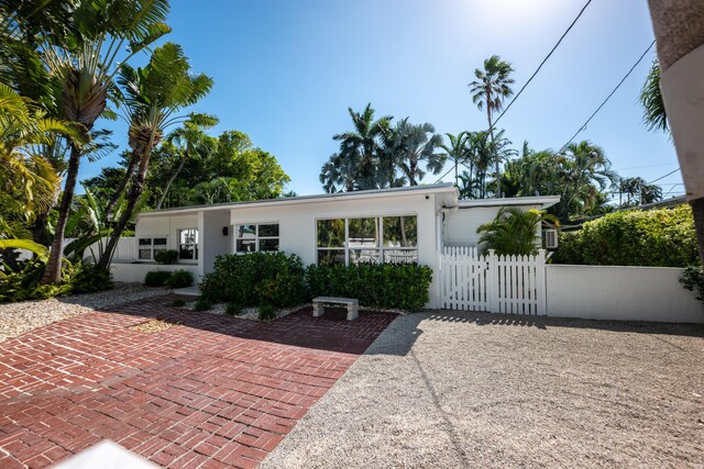 view of front of home