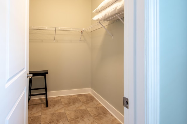 view of spacious closet