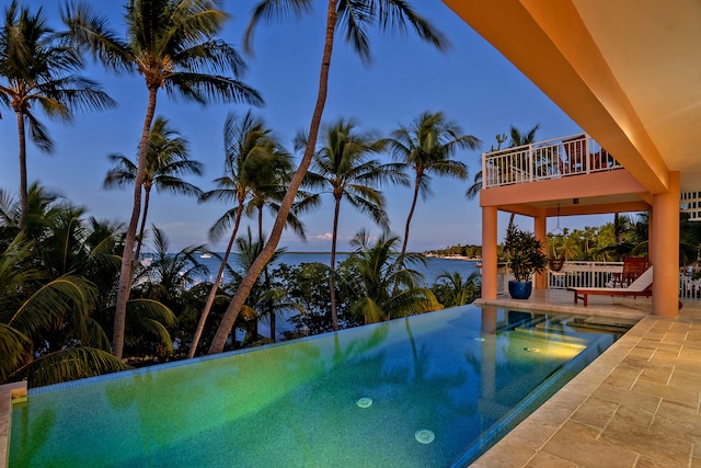100 List St, Islamorada, FL 33036 - view of swimming pool with a water view