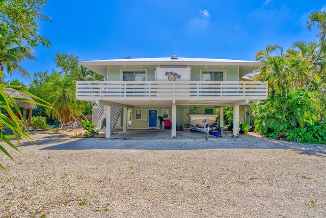 view of front of home with driveway