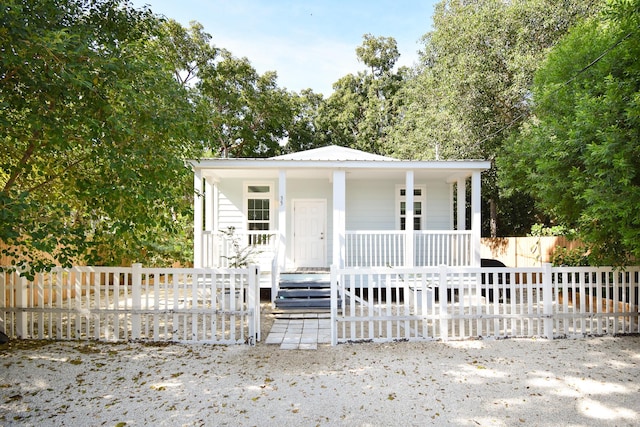 view of front of house with a porch