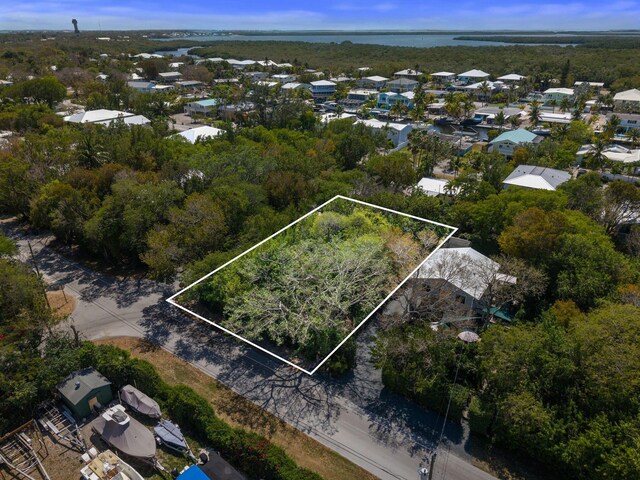 687 N Lake Dr, Key Largo, FL 33037