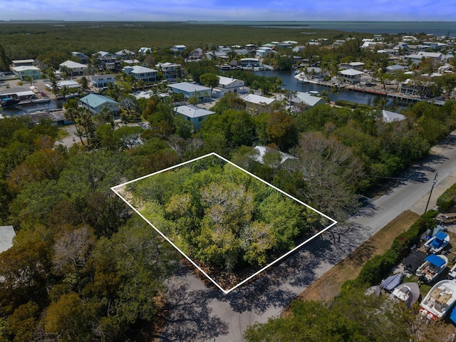 687 N Lake Dr, Key Largo, FL 33037