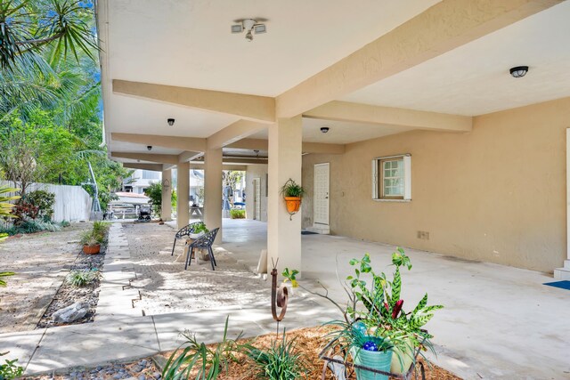 290 Woods Ave, Tavernier, FL 33070 - view of patio / terrace with fence