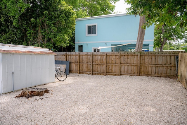 768 Musa Dr, Key Largo, FL 33037 - view of yard with a storage unit