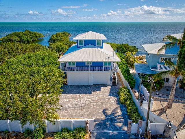 bird's eye view featuring a water view