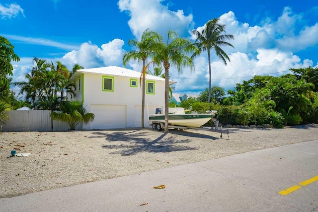 view of front of house featuring a garage