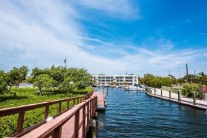 97501 Overseas Hwy Unit 809, Key Largo, FL 33037 - dock with a water view