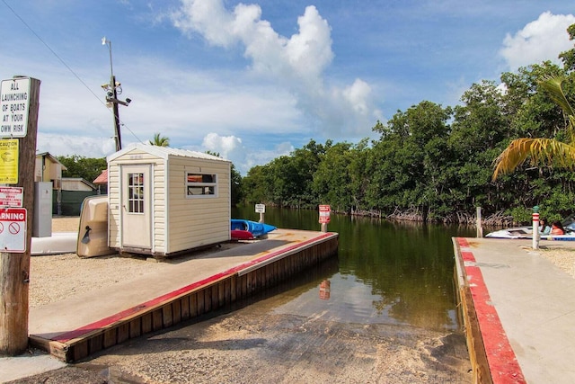 view of dock featuring a water view