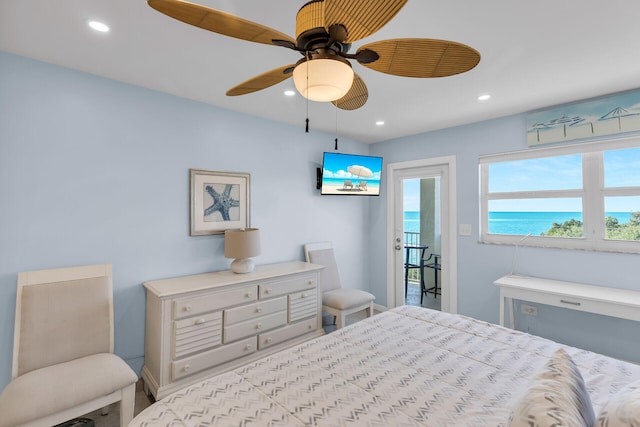 bedroom with ceiling fan