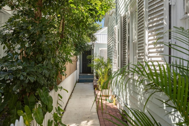 710 Ashe St Front And Back, Front And Back, Key West, FL 33040 - photo 30