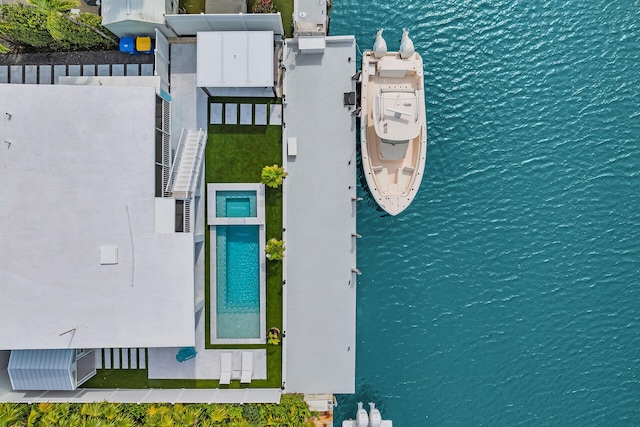 bird's eye view of a large body of water