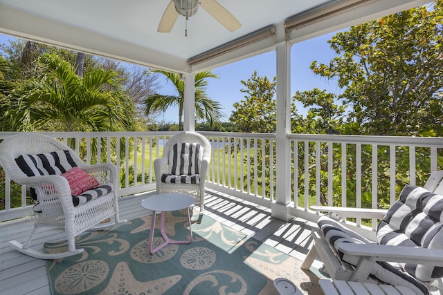 deck with ceiling fan