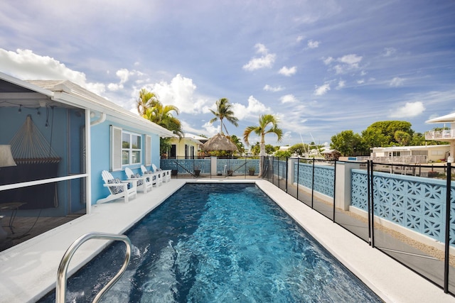 view of swimming pool