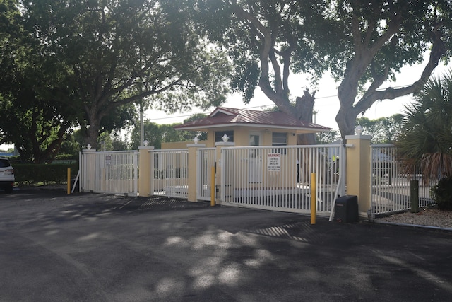 88540 Overseas Hwy Unit 605, Tavernier, FL 33070 - photo 2