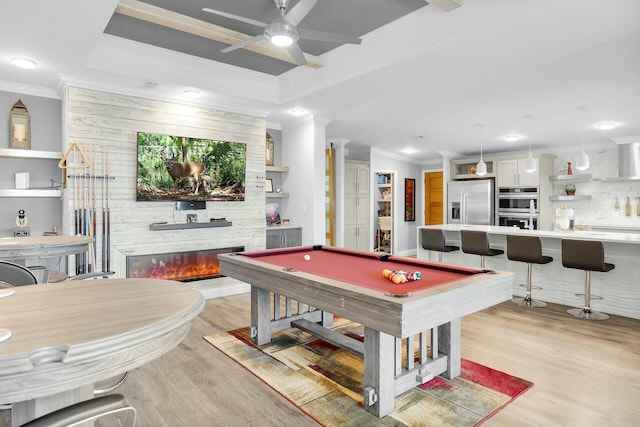 17346 Keystone Rd, Sugarloaf, FL 33042 - playroom featuring light wood finished floors, a ceiling fan, billiards, and ornamental molding