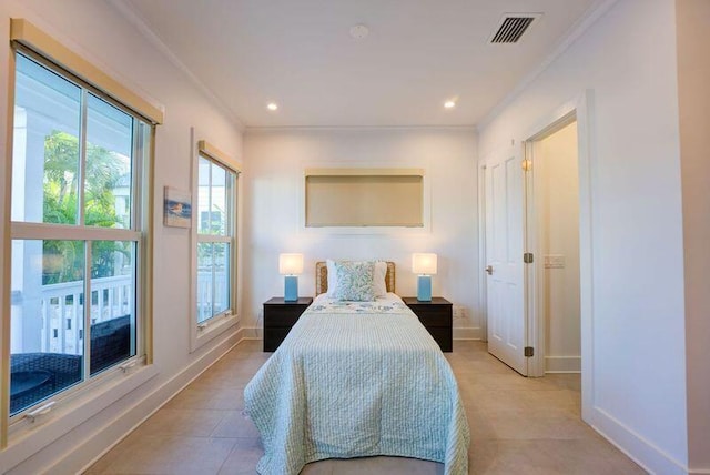 bedroom with recessed lighting, visible vents, baseboards, and ornamental molding
