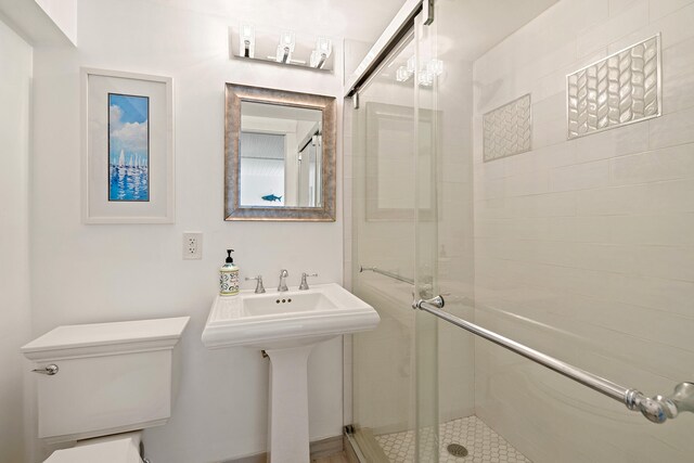 bathroom with walk in shower