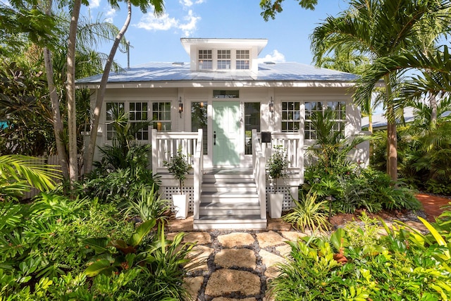 1114 Grinnell St, Key West, FL 33040 - view of bungalow-style home
