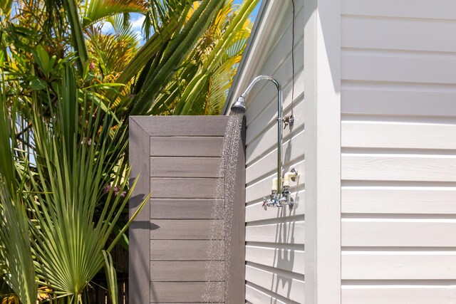 1114 Grinnell St, Key West, FL 33040 - exterior view
