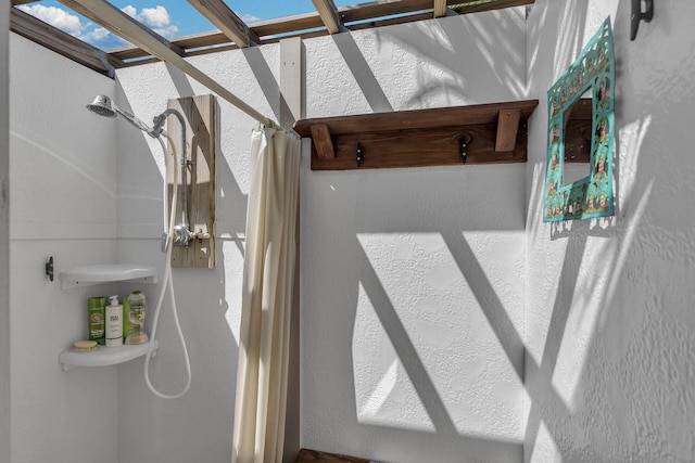 102 Sands Ln, Layton, FL 33001 - bathroom view