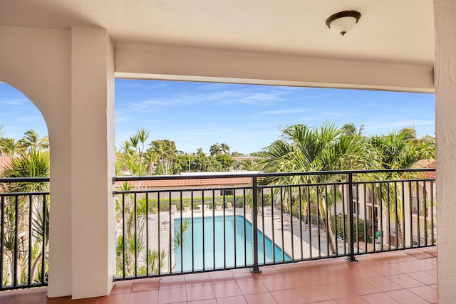 1001 W Ocean Dr Unit 1-305, Key Colony, FL 33051 - balcony with view of pool area