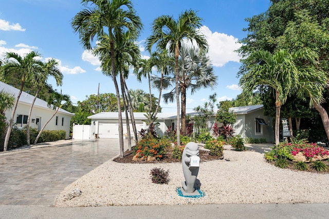 view of front of house featuring a garage