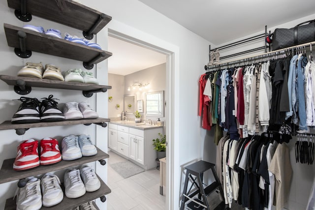 walk in closet with sink