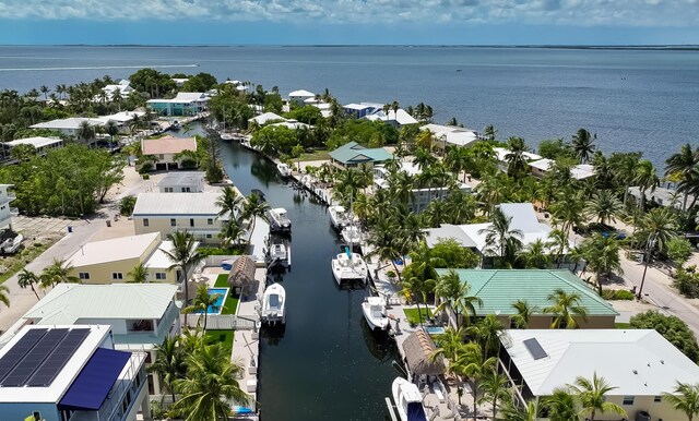 19 N Dr, Key Largo, FL 33037 - aerial view of residential area featuring a nearby body of water