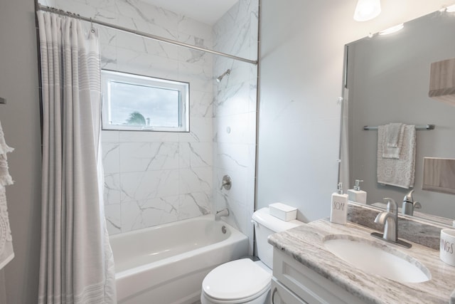 full bathroom featuring shower / bathtub combination with curtain, vanity, and toilet