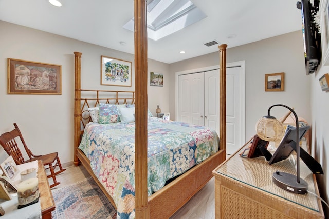 351 8th St, Key Colony, FL 33051 - bedroom with a closet, light wood-style flooring, and recessed lighting