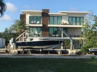 44 S Blackwater Ln, Key Largo, FL 33037 - back of house