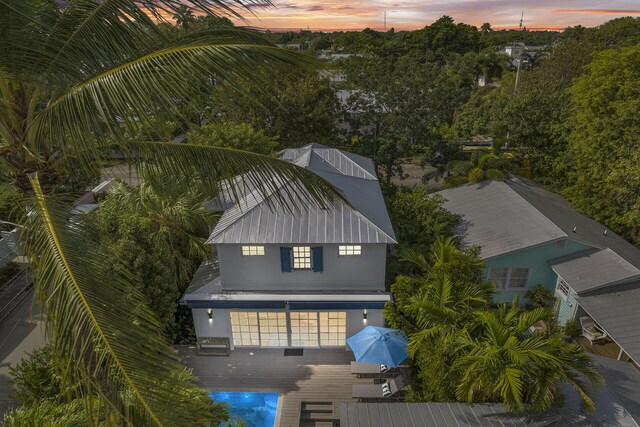 aerial view of property and surrounding area